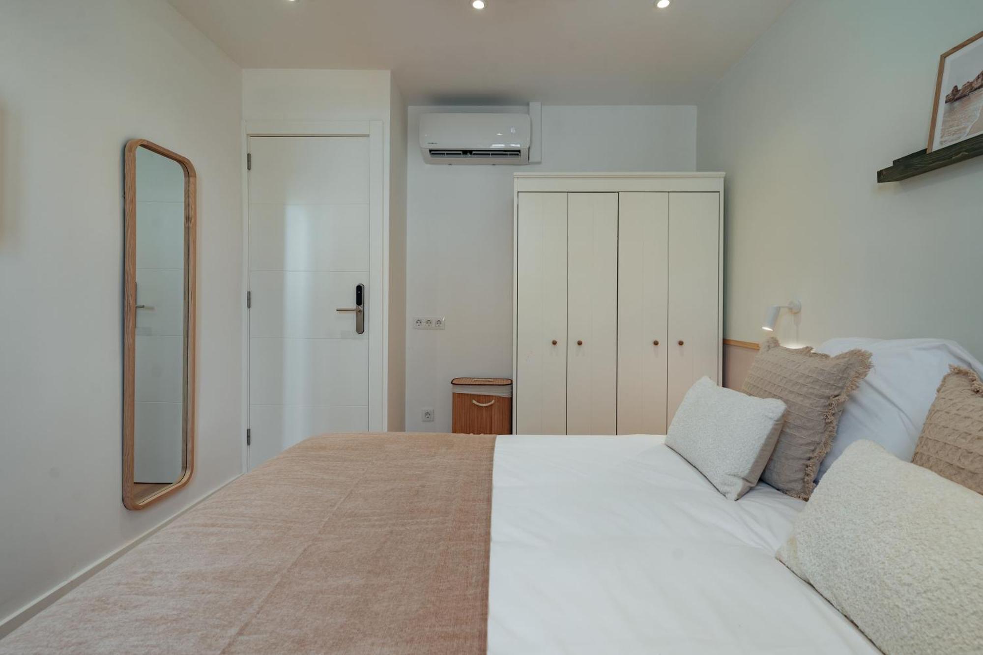 Casa Faro - 2 Bedroom In Gracia Luxury tent Barcelona